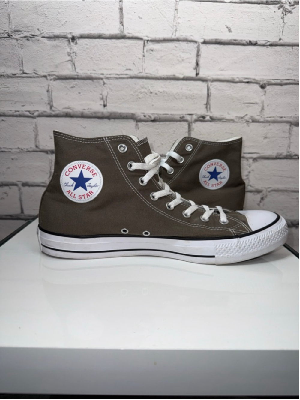 Men's Converse Chuck Taylor All Star Gray High Top Sneakers Size 12
